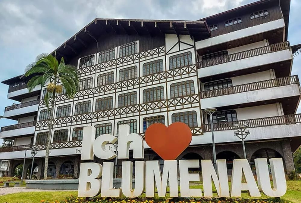 Linda Blumenau